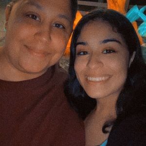 Meet your Posher, Naomi